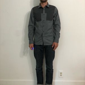 Mountain hardware long sleeve button up